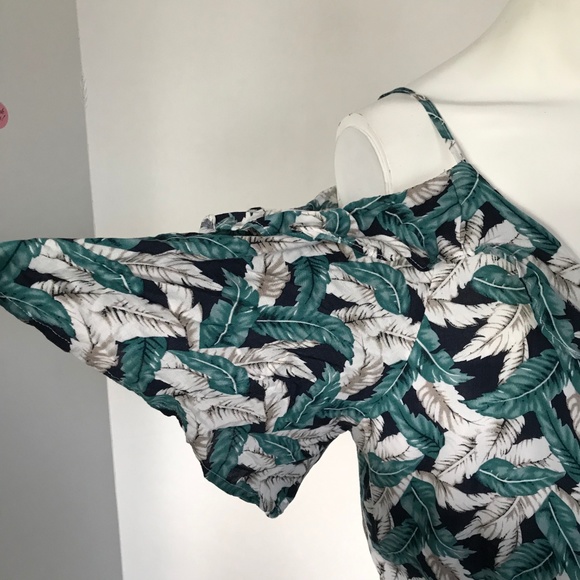 Entro Leaf Print Wrap Mini Dress Sz L (K-57) - Picture 4 of 6